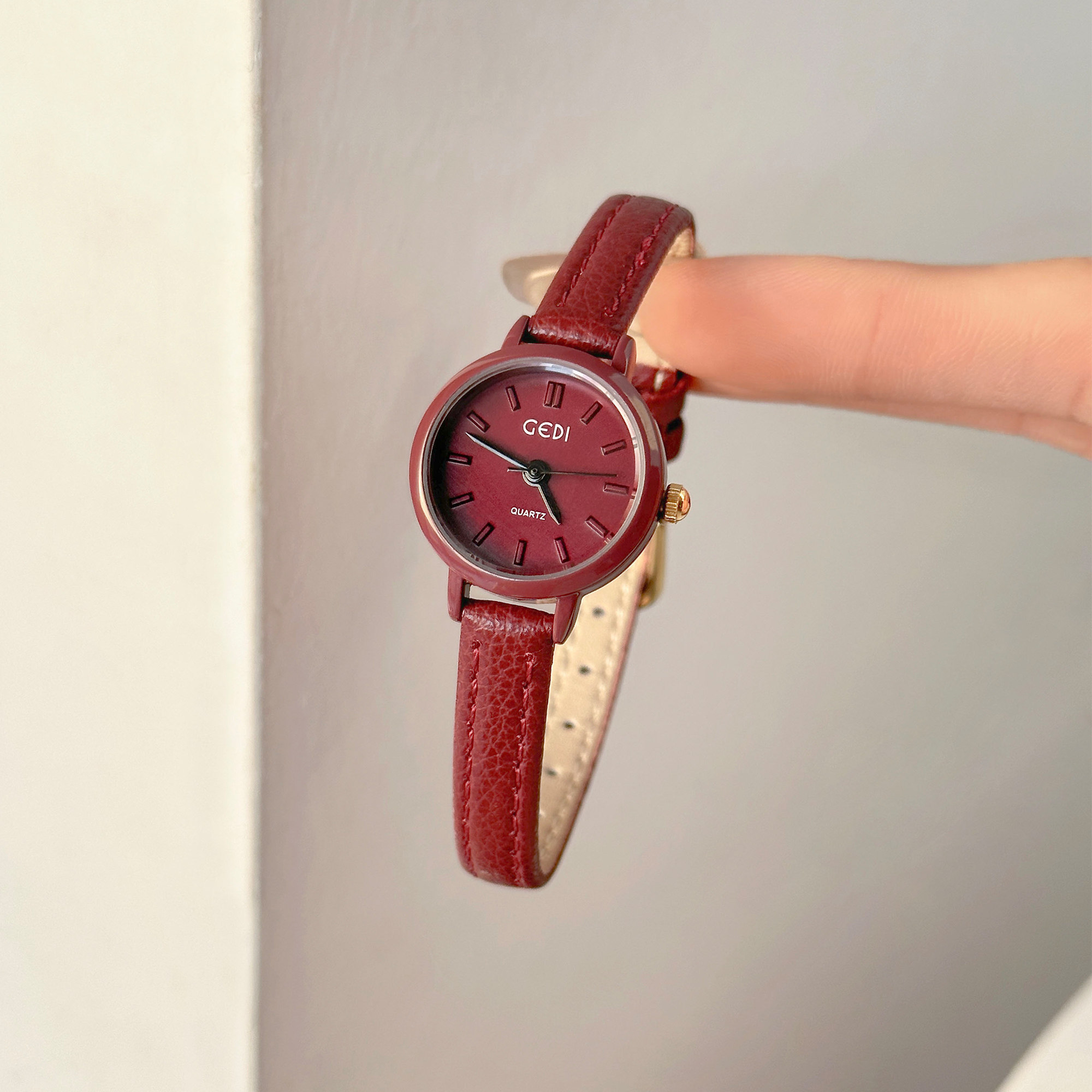 2026 New Arrival Red Series Wa - Luxury Watch Levels 评论和价格