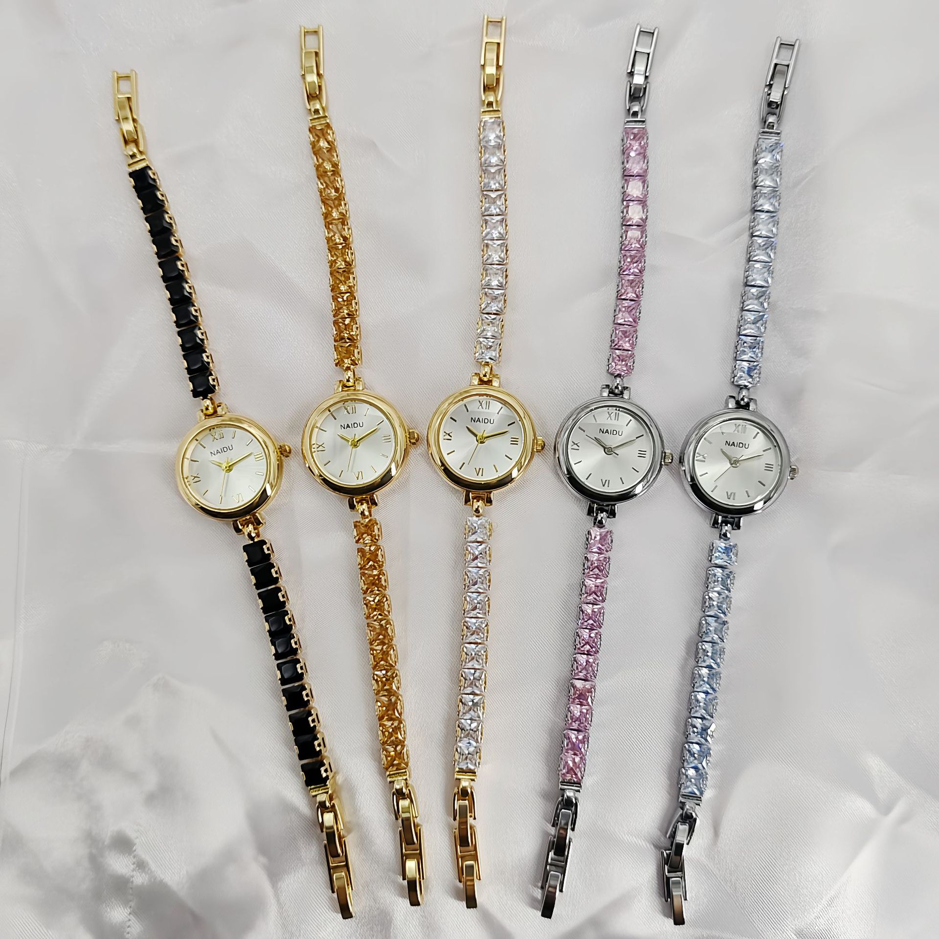 New Fashion Diamond-encrusted  - Luxury Watch Levels 评论和价格