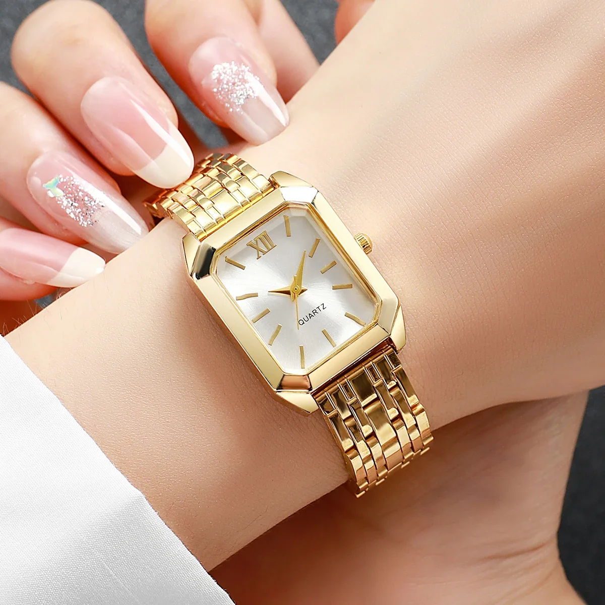 Surprise Blind Box Women Watch - Luxury Watch Box 评论和价格