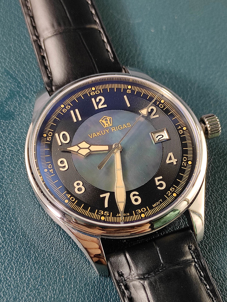 Vakuy 40MM Men's Automatic Mec - Guilloché Dial Watch 评论和价格